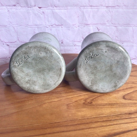 Artist Signed Ceramic Shamrock Handled Mugs - Set of 4 - Picture 12 of 12